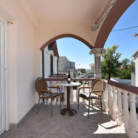 Apartment Ledinko *